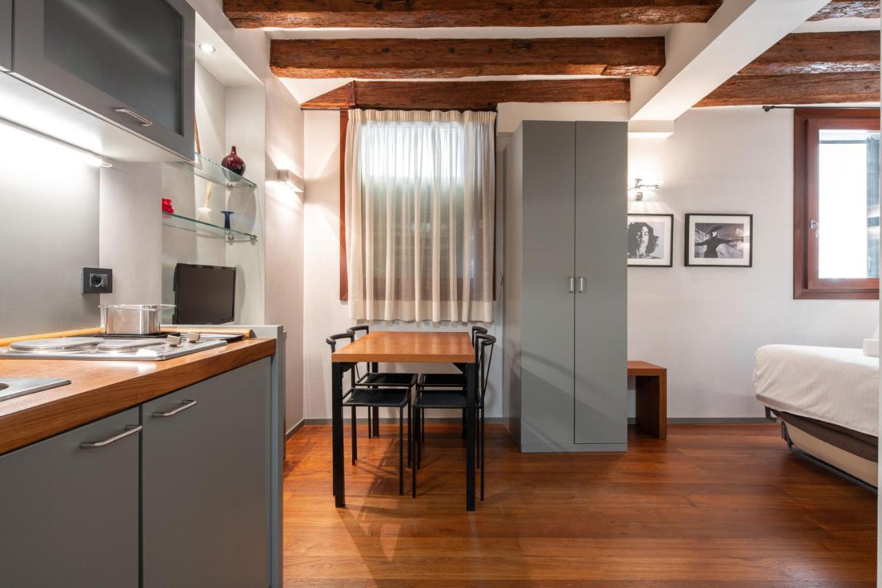Ve.N.I.Ce Cera San Moise Apartment Veneţia Exterior foto